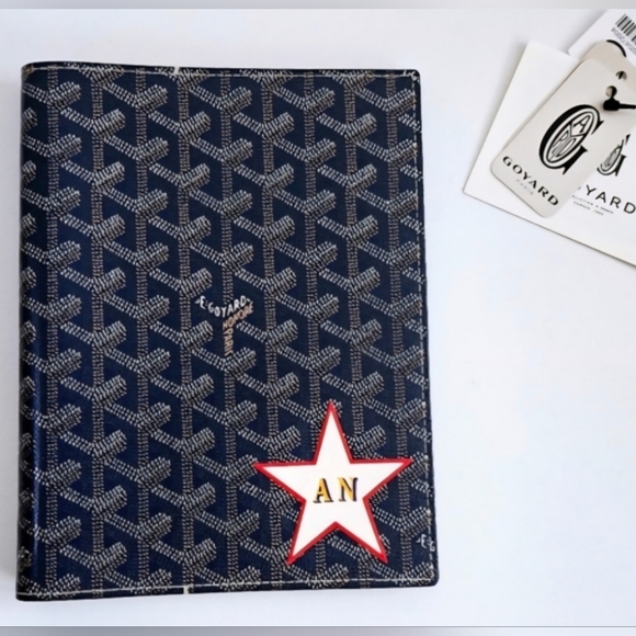 Goyard Navy Blue Goyardine Agenda/Document Cover - Picture 9 of 9